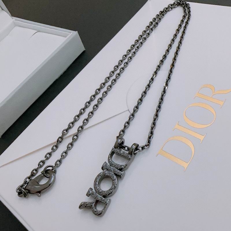 Dior Necklace 05lyr502